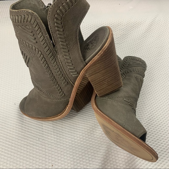 Vince Camuto Karinta heel - Picture 7 of 15